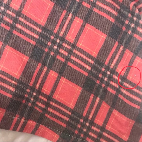 Ships Today! Never worn plaid skirt - Picture 4 of 7